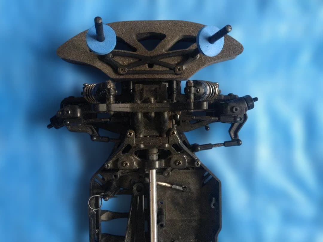 モデル名不明　ラジコン　1/10　RC　電動　シャーシのみ　中古