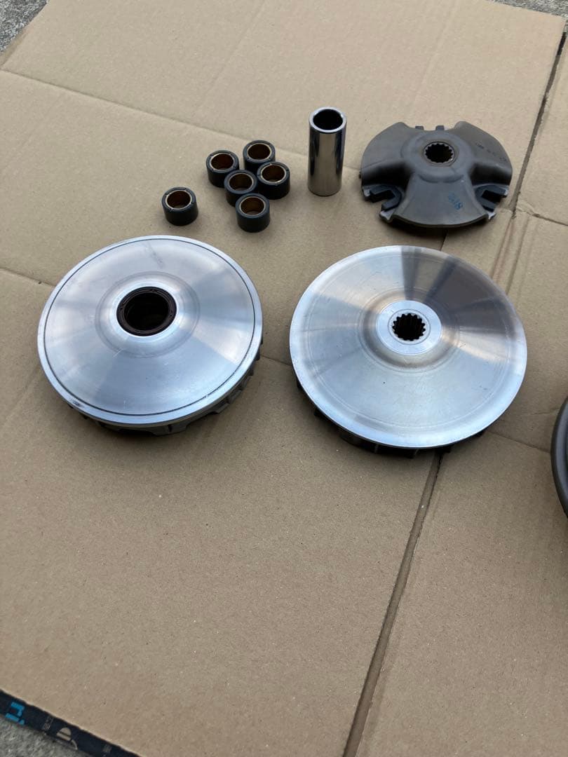 シグナス4型　駆動系　ノーマル　純正　プーリー　クラッチ