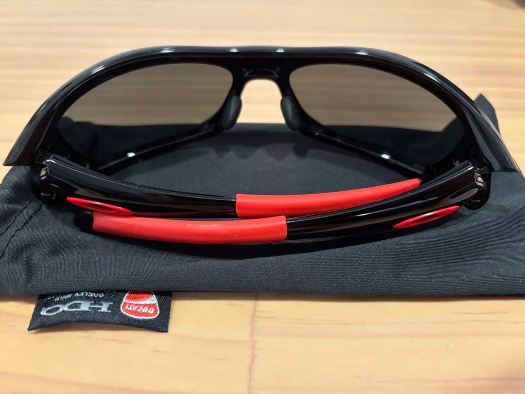 オークリー ピットブル ドゥカティ サングラス 限定品 偏光レンズ