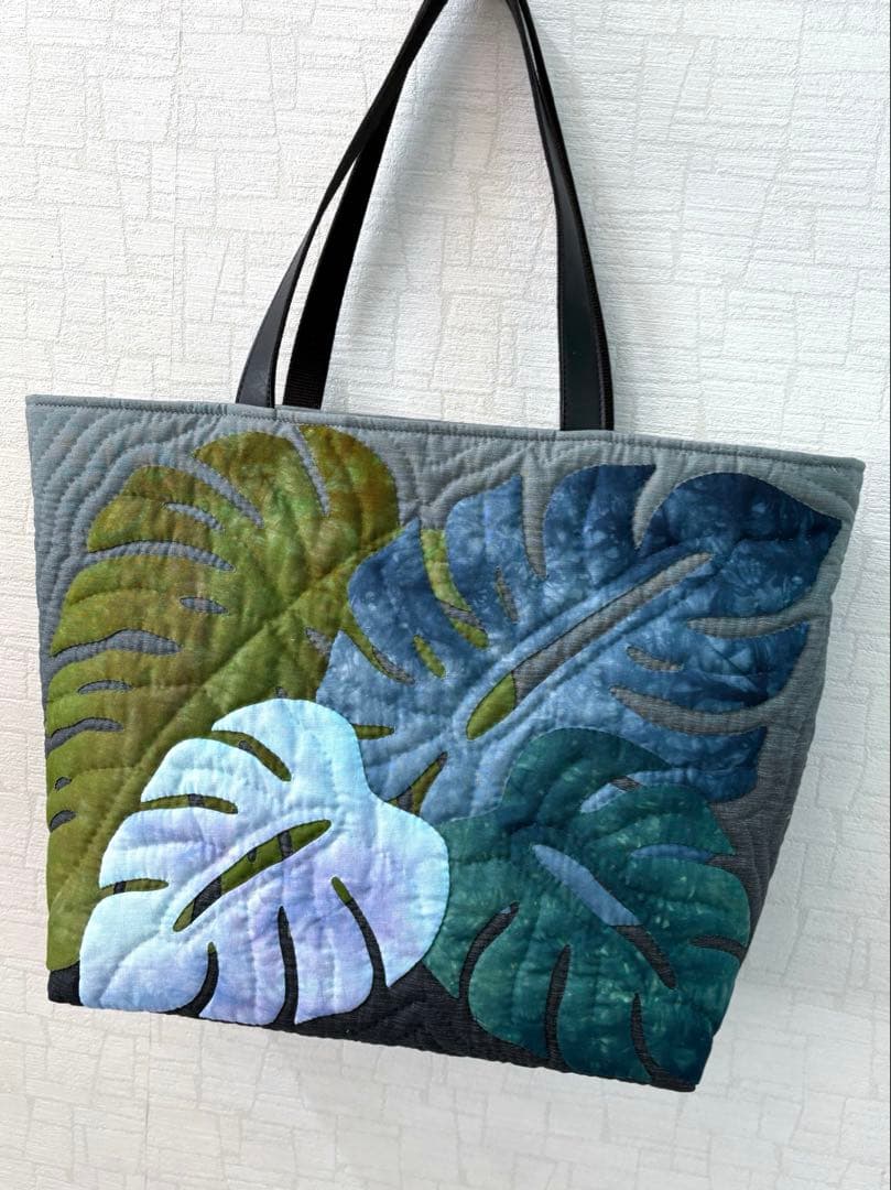 ハワイアンキルト　トートバッグ　　　　　カラフルモンステラ♡【こう】