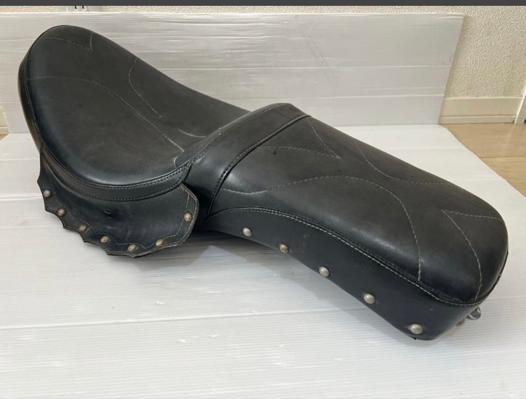 ショベル用4速フレーム用サドルマン当時物シート