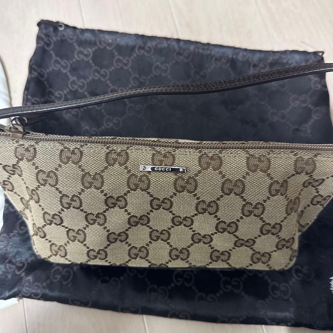 【極美品】　GUCCI　アクセサリーポーチ GGキャンバス グッチ