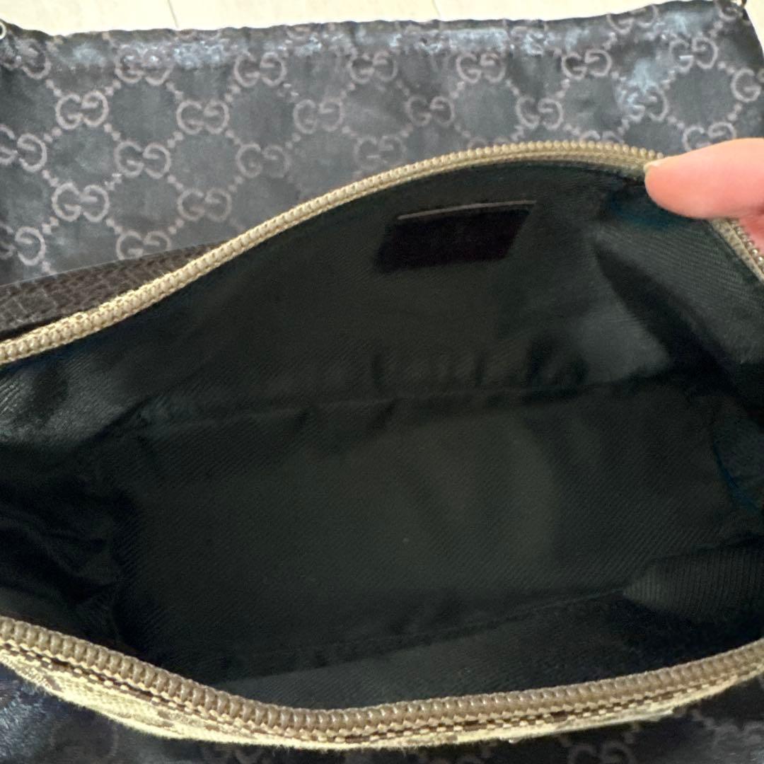 【極美品】　GUCCI　アクセサリーポーチ GGキャンバス グッチ