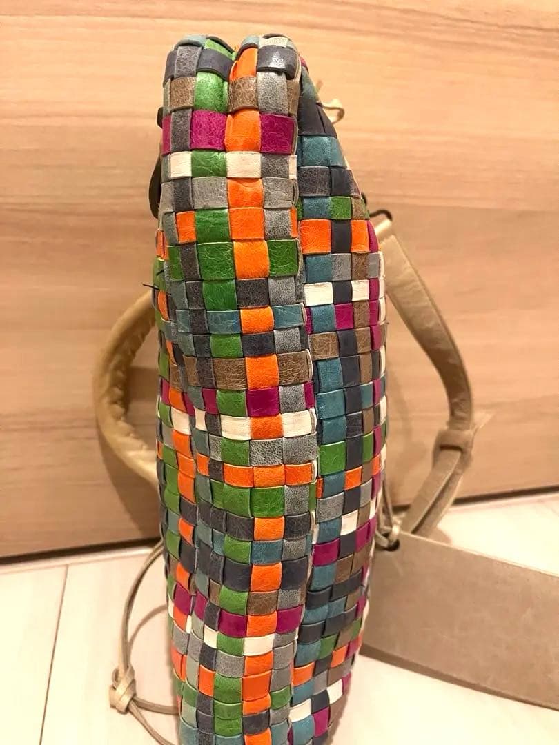 バレンシアガ 限定 ザ・ファースト　ハンドバッグ