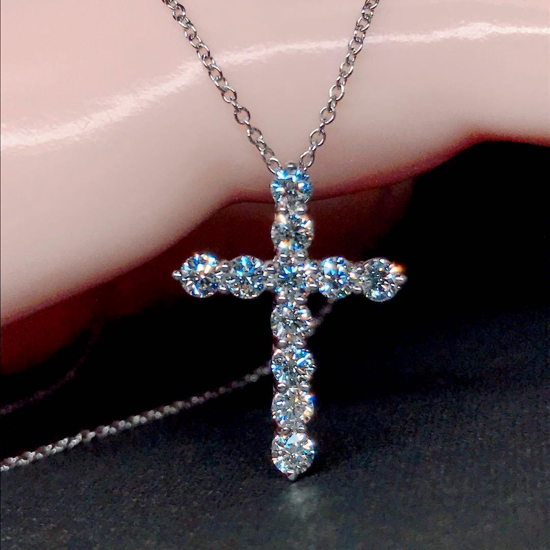 ティファニー ミディアム クロス ダイヤモンドネックレス PT950 0.90