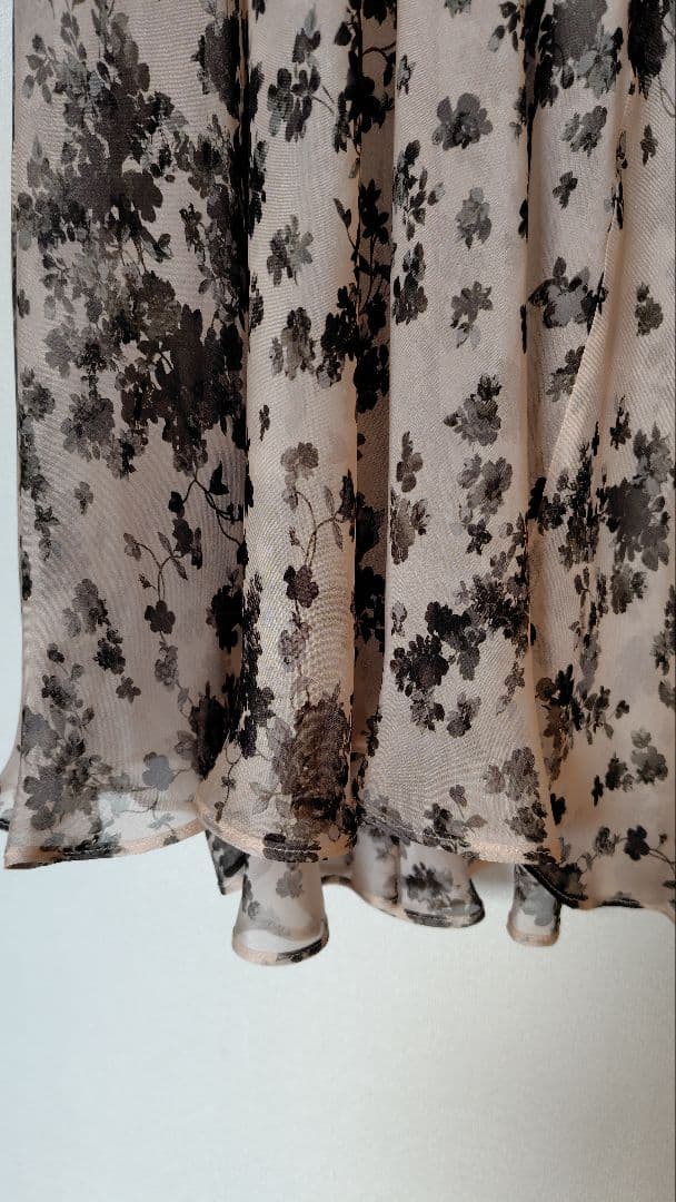 マックスマーラ　フローラルプリント長袖ロングワンピース