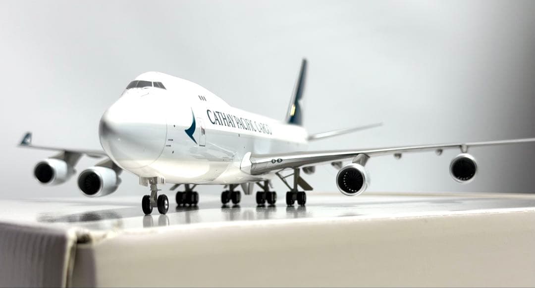 航空機・ヘリコプター hogan 1/200 B747-400ERF Cathay Pacific