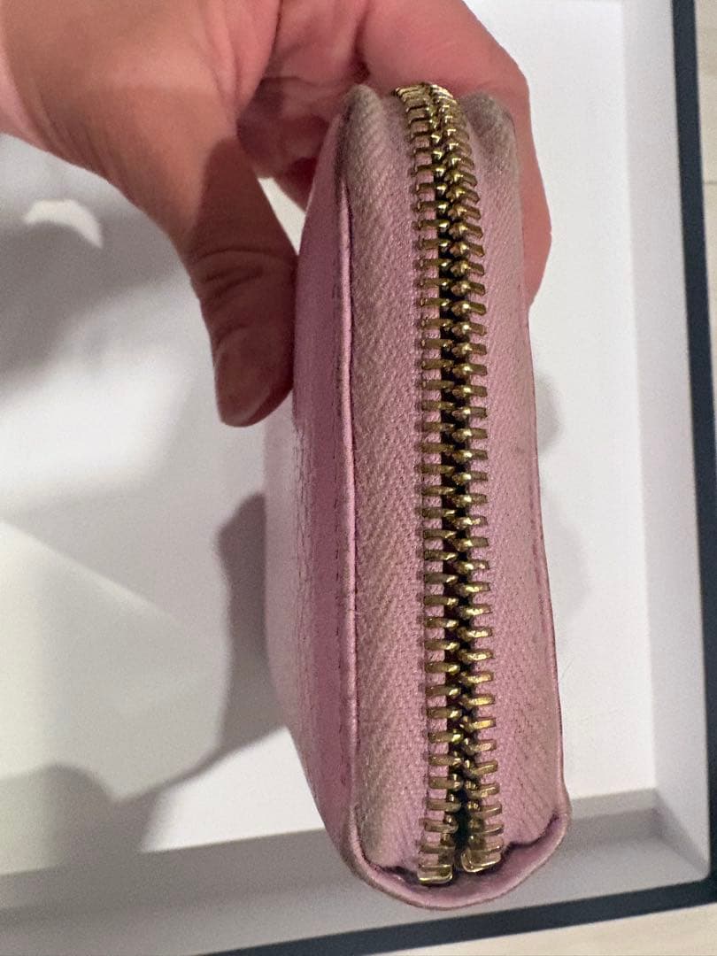 GUCCI ピンクレザーボスコ 長財布