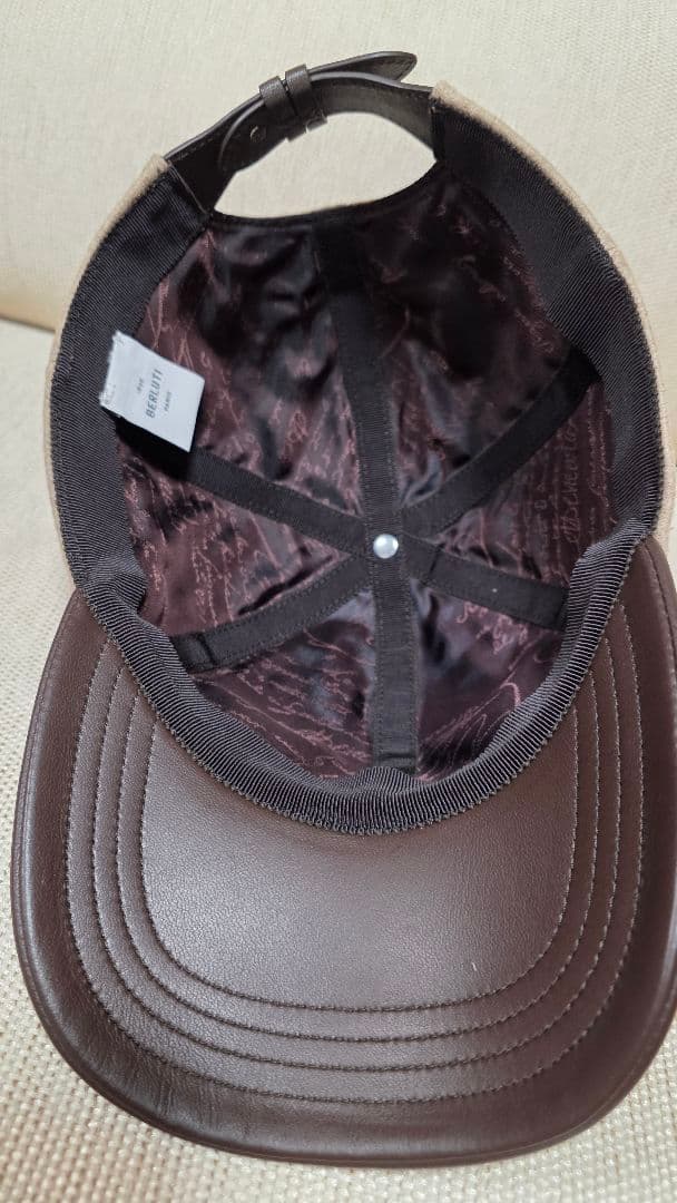 ベルルッティ ロゴ入り カシミヤ キャップ