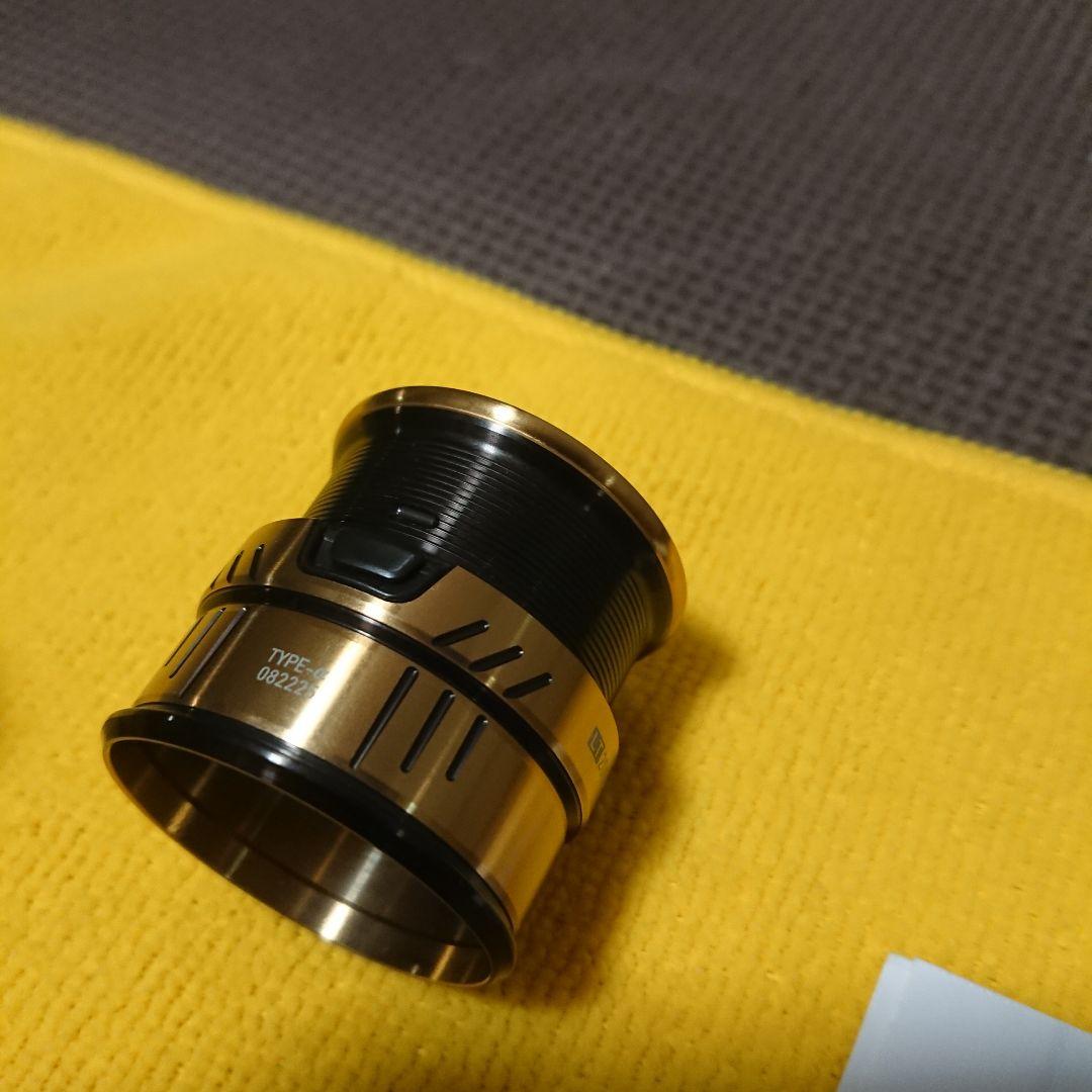 [美品] 21カルディア FC LT 2000S スピニングリール