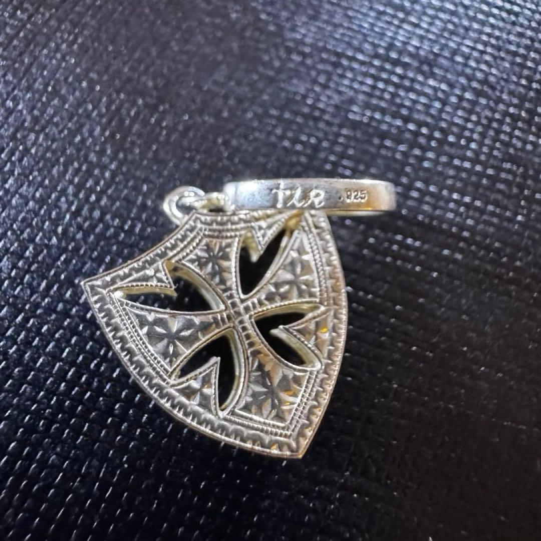 【美品】ローリーロドキン　エクストラスモールクロスシールドペンダント