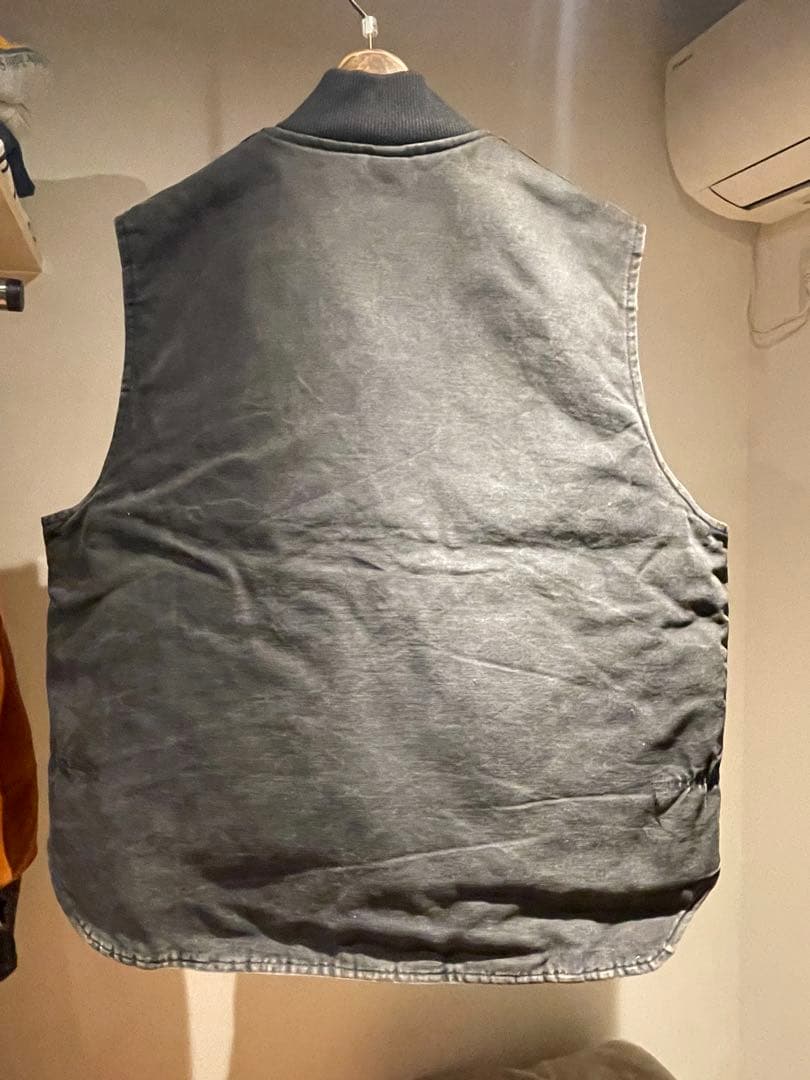 Carhartt フェードブラック　ベスト