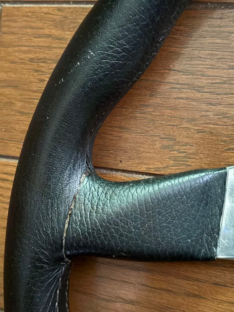 MOMOステアリング　たぶんベローチェだったと思います。