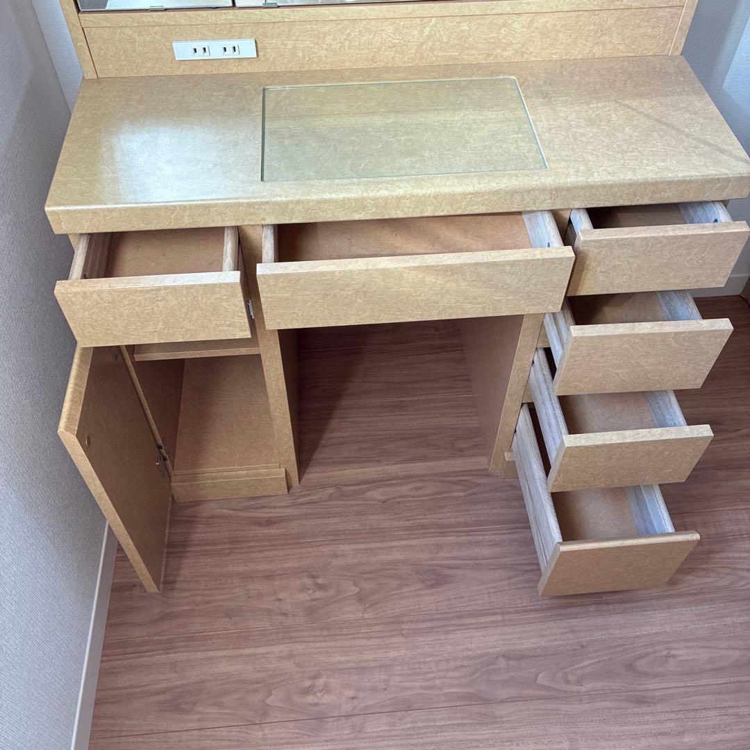 ドレッサー　鏡台　化粧台　三面鏡　コンセント付き　鏡