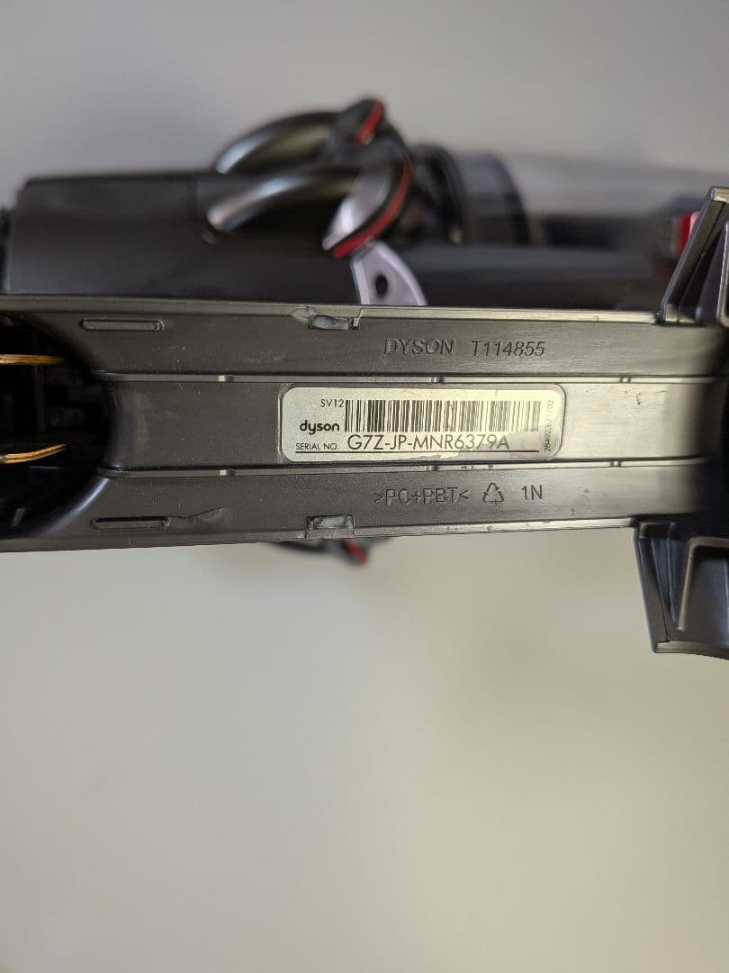 ba379　58分　ダイソン　コードレス　SV12　稼働品　分解洗浄済　動作保証