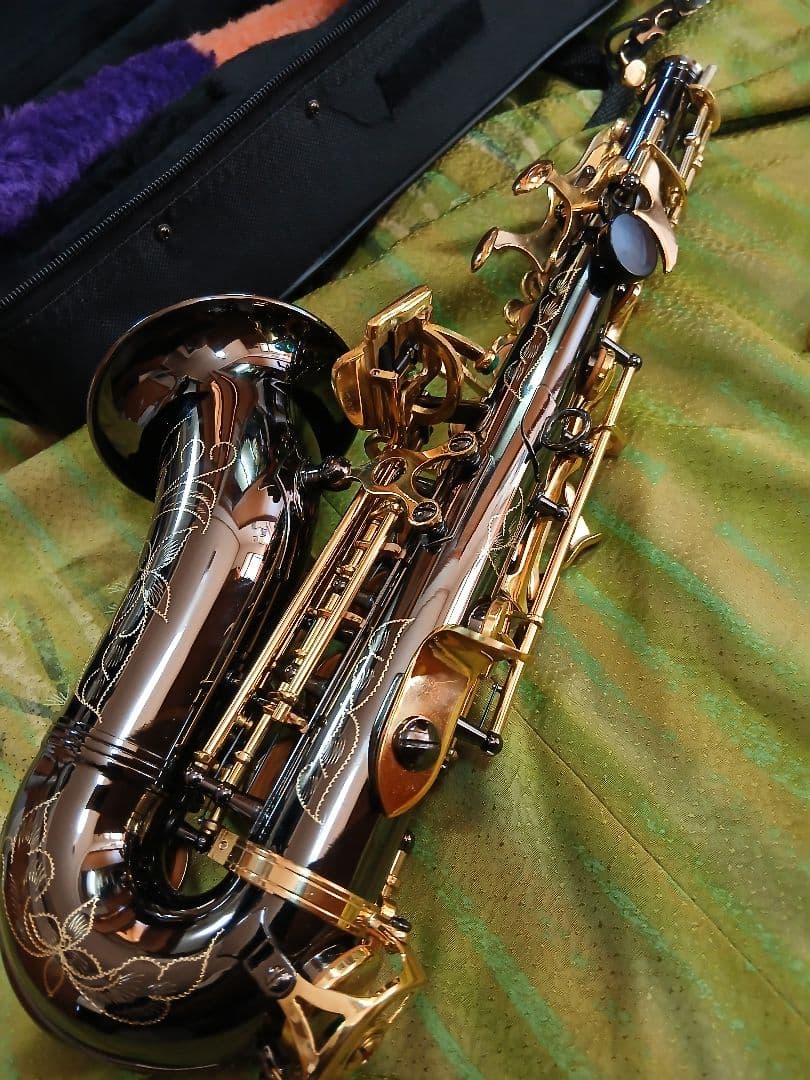 カーブド ソプラノサックス　ノーブランド良品　ブラック　スタンド付属！