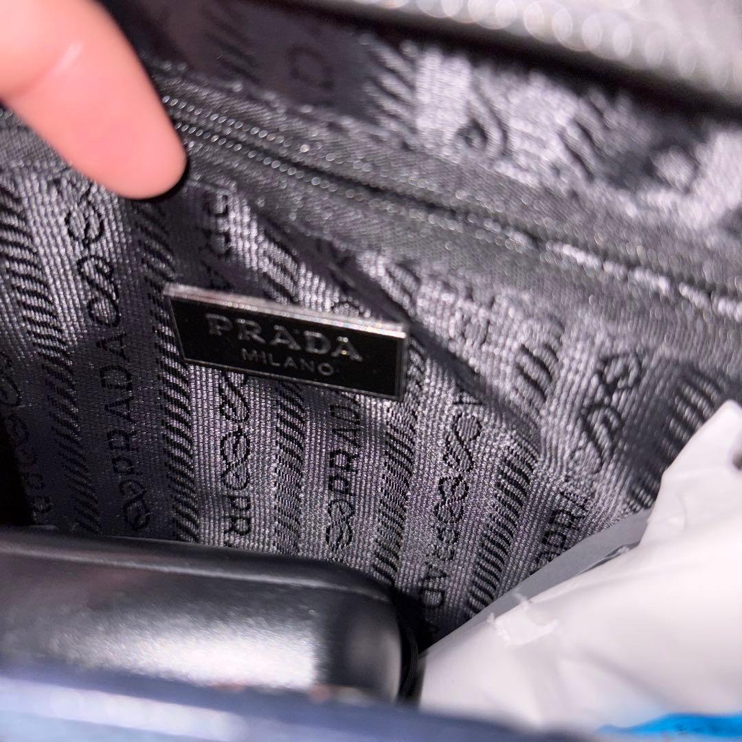 PRADAショルダーバッグメッセンジャーバッグ