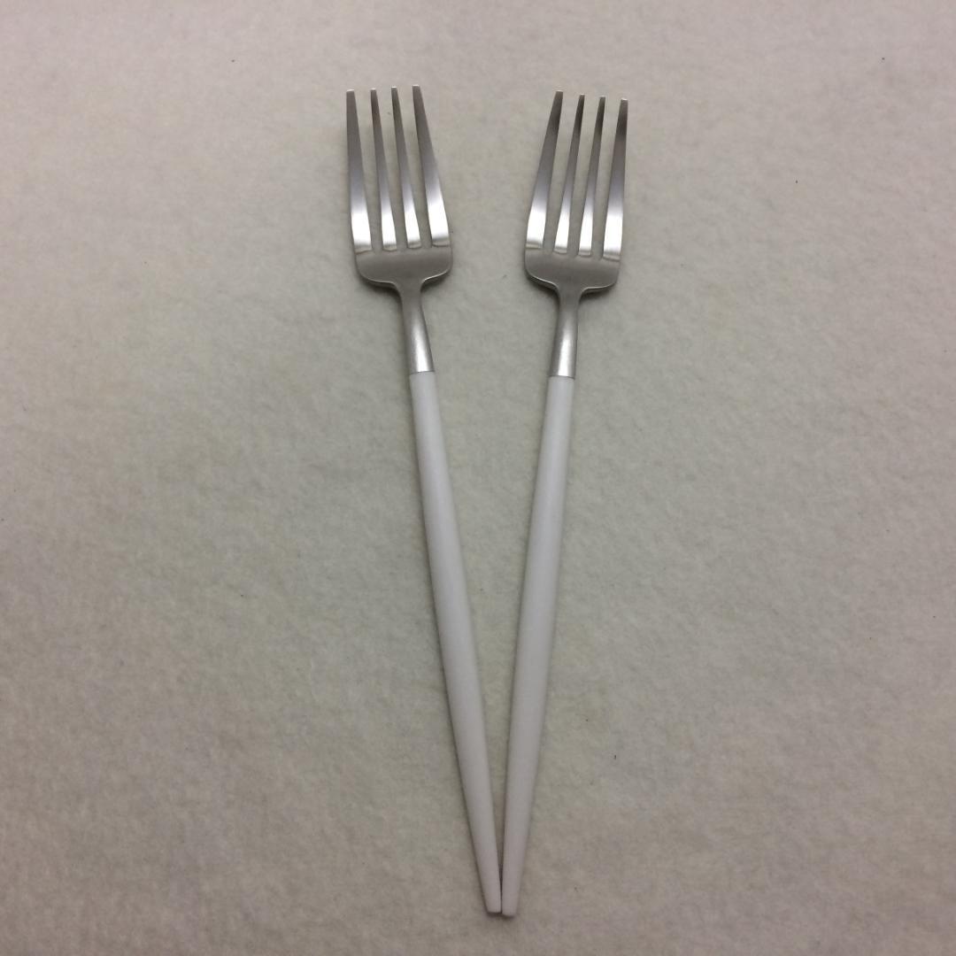 残り僅か！　セール価格　クチポール　GOA　ホワイト＆シルバー　７種×各２本