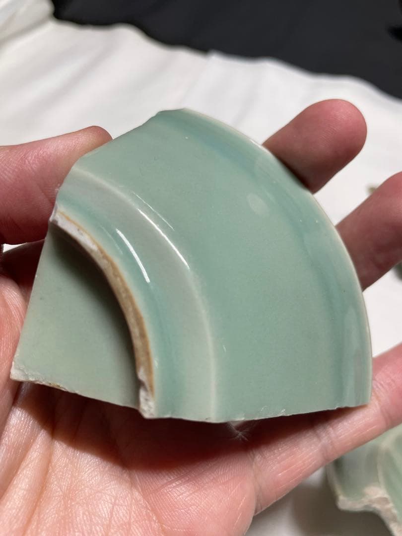 アーコルページ　龍泉青磁。青磁標本。古美術。骨董品。殘片2本。宋時代
