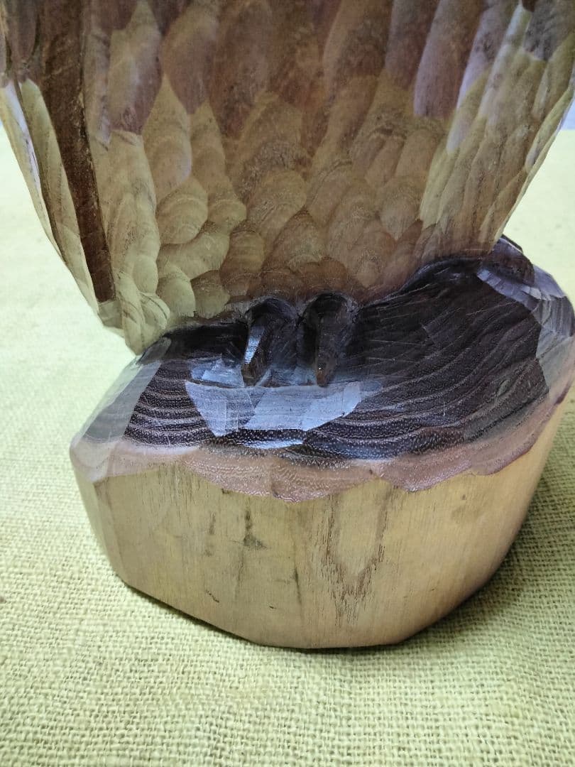 青山作　木彫　フクロウの置物 北海道洞爺湖　民藝