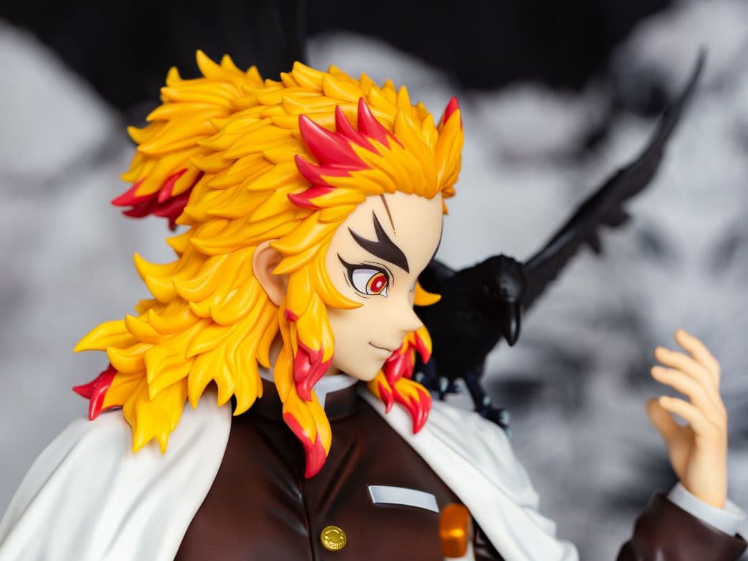 煉獄杏寿郎 1/4スケールフィギュア