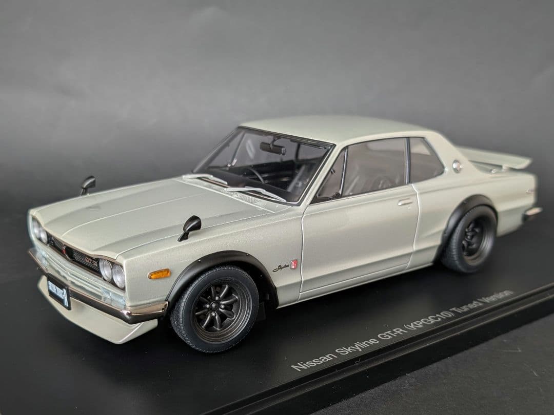【ちっち】オートアート 1/18 GT-R KPGC10 ハコスカ