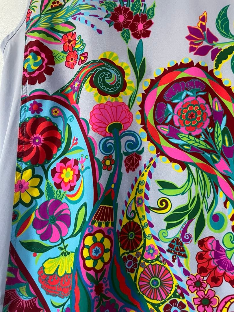 トクコプルミエブォル花柄ノースリーブフレアチュニックワンピース