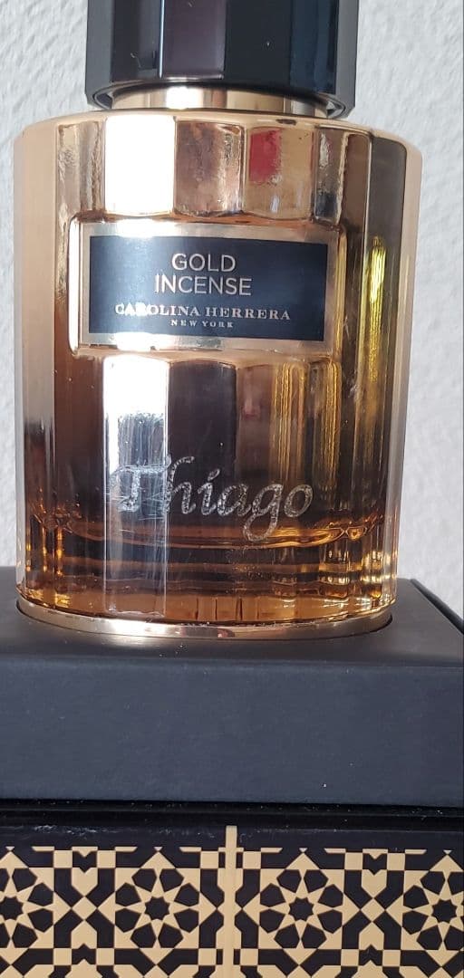 CAROLINA HERRERA GOLD INCENSE 100ml残り90