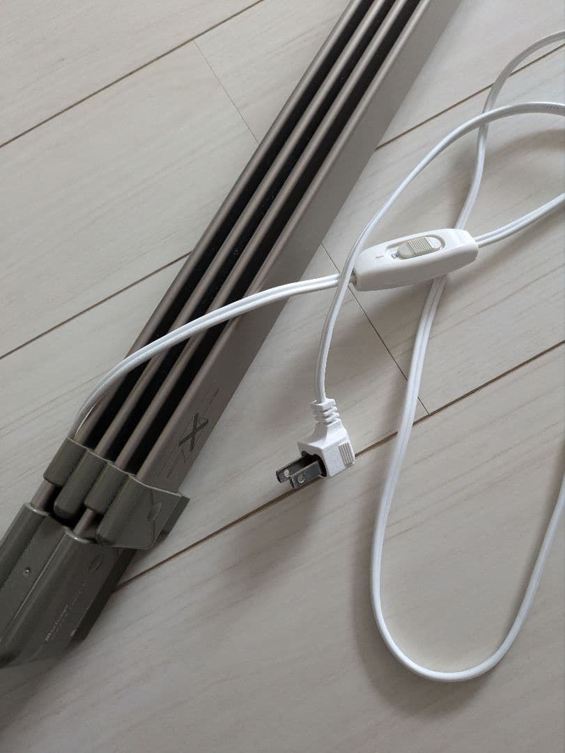 窓際伸縮ヒーター120〜190cm対応