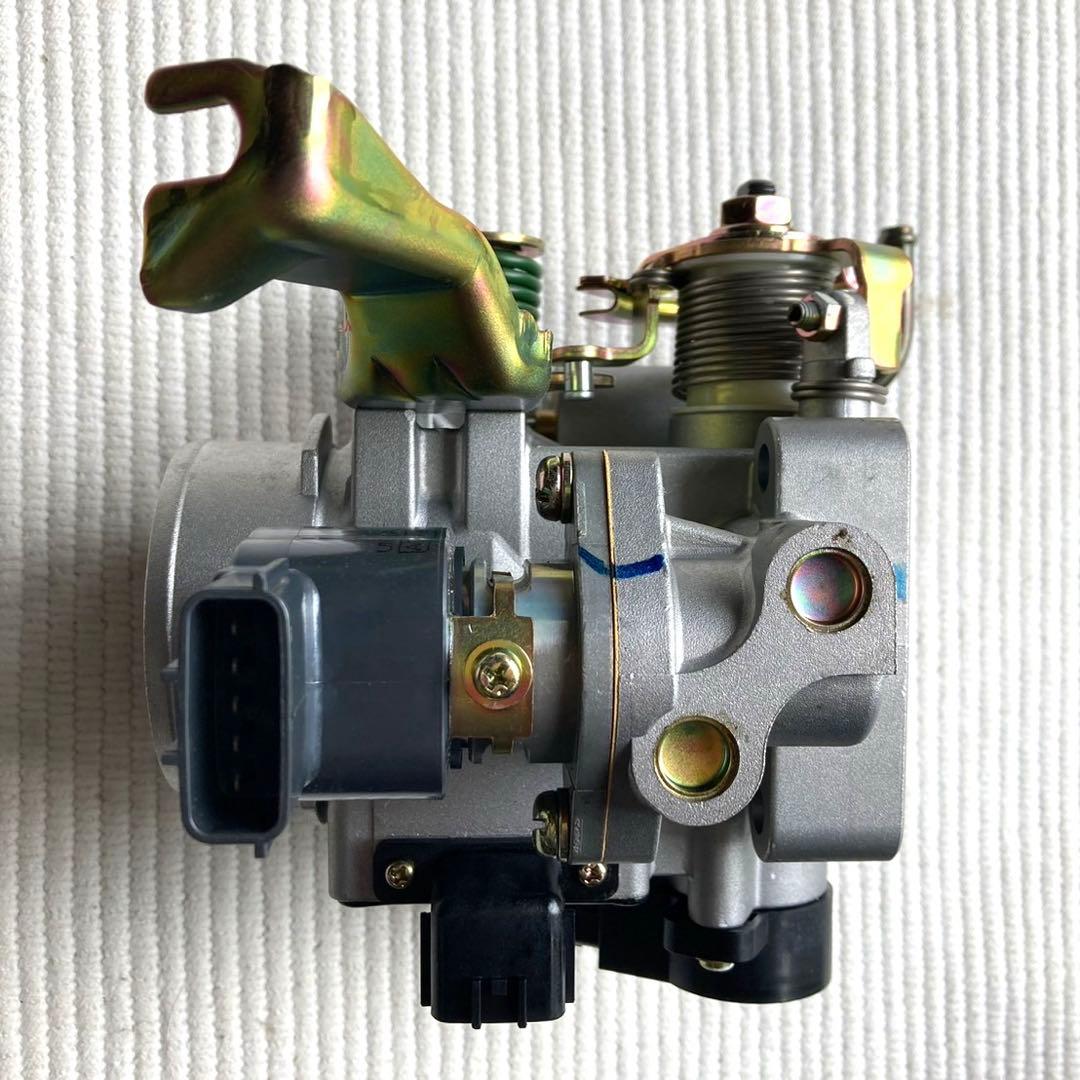 k11マーチ　スロットルチャンバー　未使用品