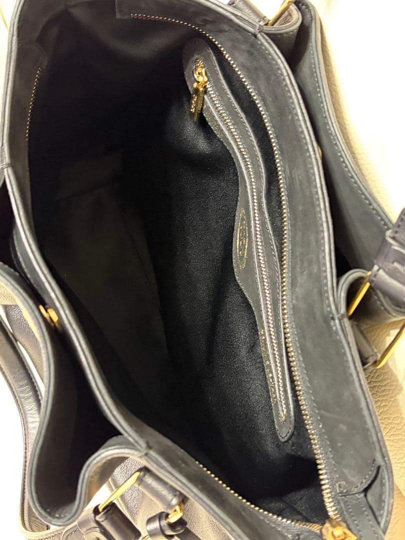 Tod's ショルダーバッグ＆ハンドバッグ