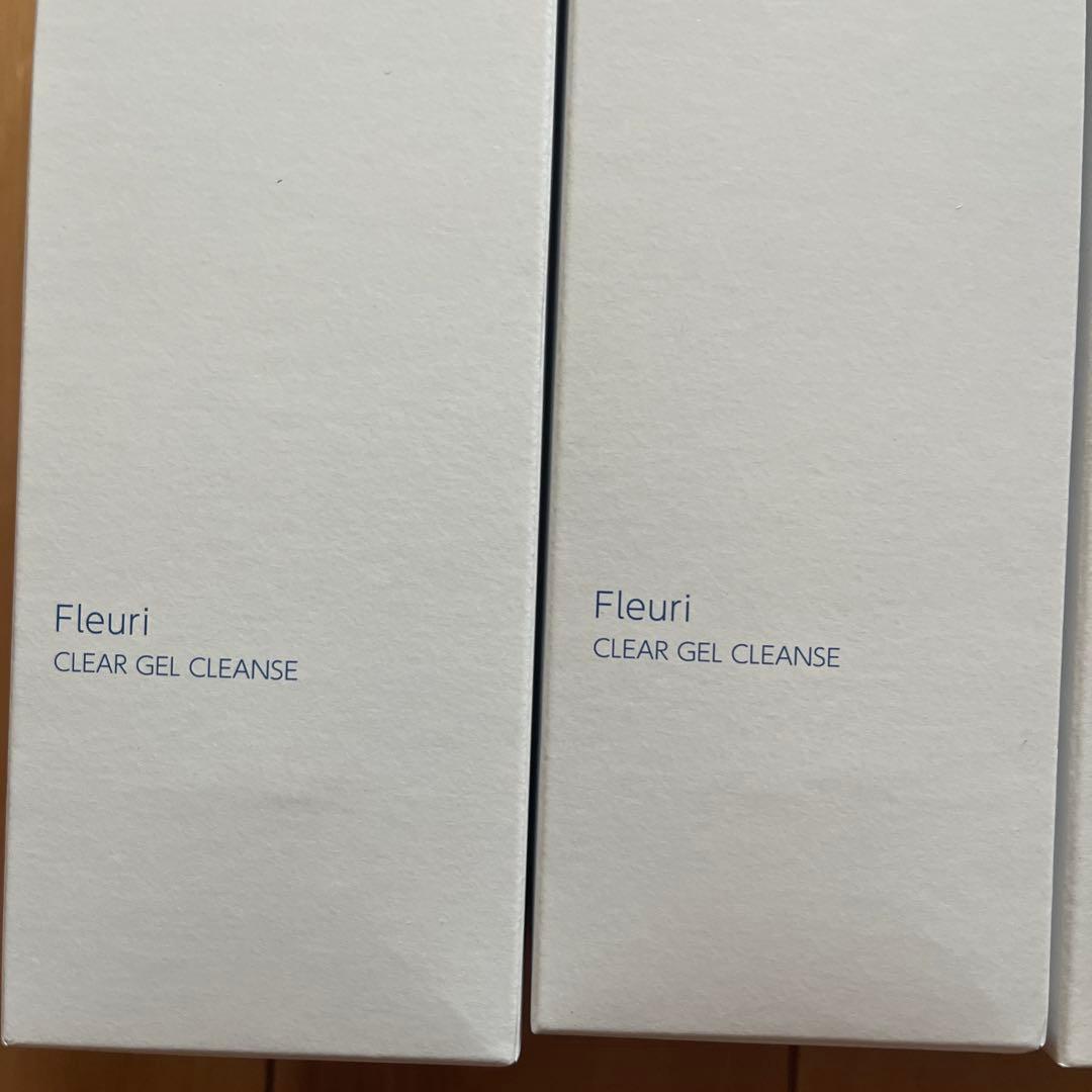 Fleuri クリアジェルクレンジング & ミネラルクレイフォーム 2セット