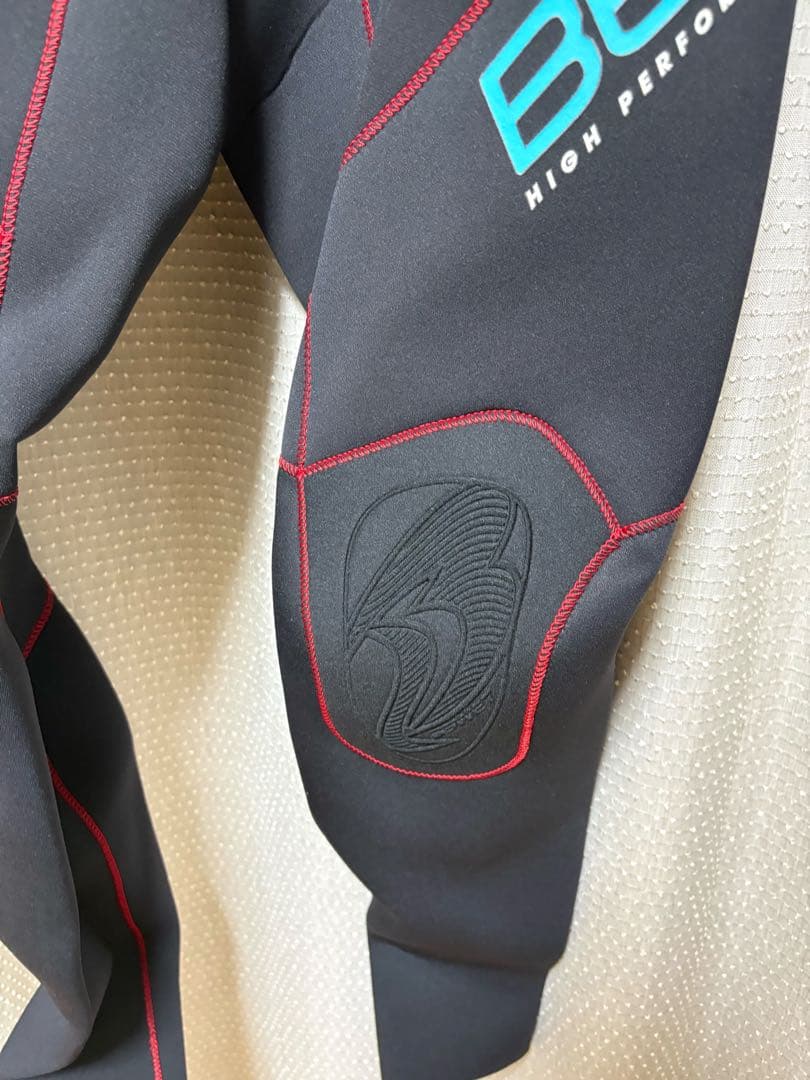 BEWET(ビーウェット)3mmフルスーツ レディース MLサイズ相当