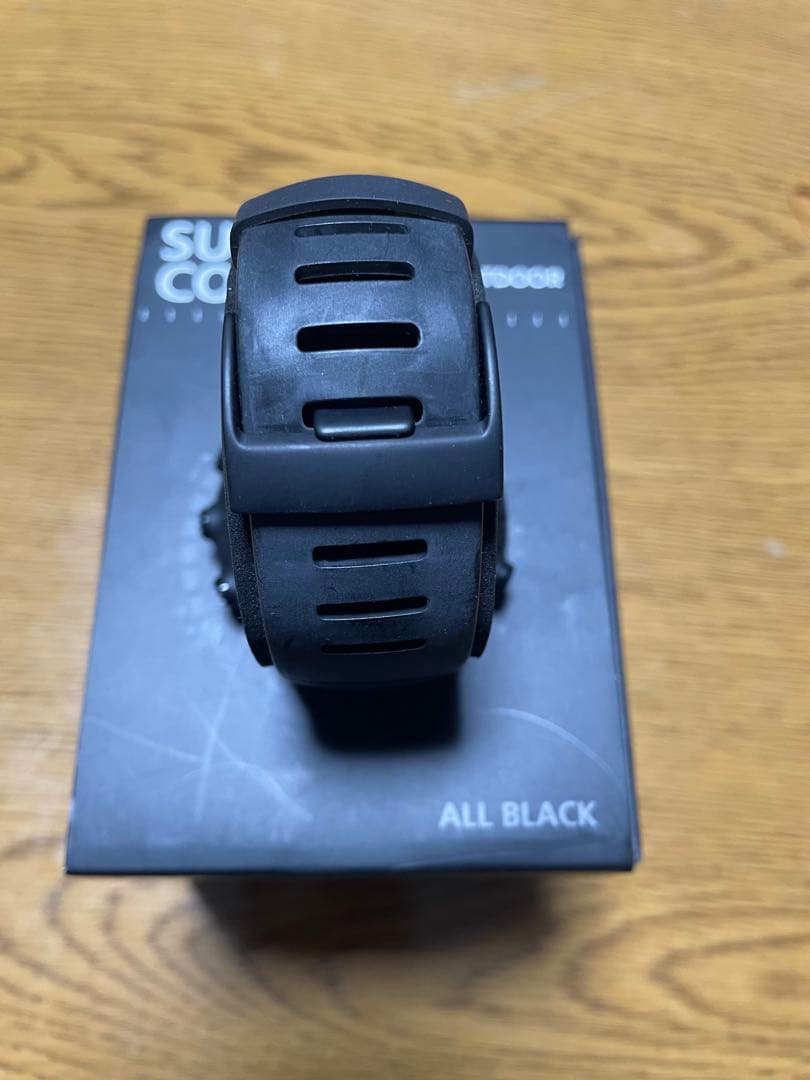 SUUNTO CORE ALL BLACK 箱メタルバンド付き電池交換済み
