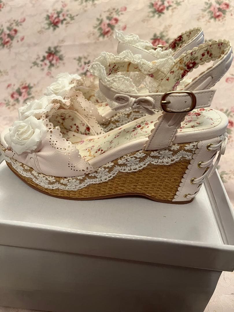 LIZ LISA 花柄　白　M