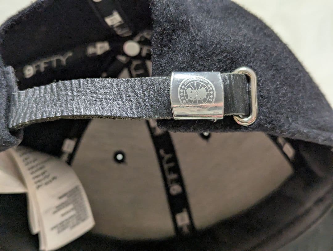 【美品】 NEWERA 黒 コラボキャップ カナダグース