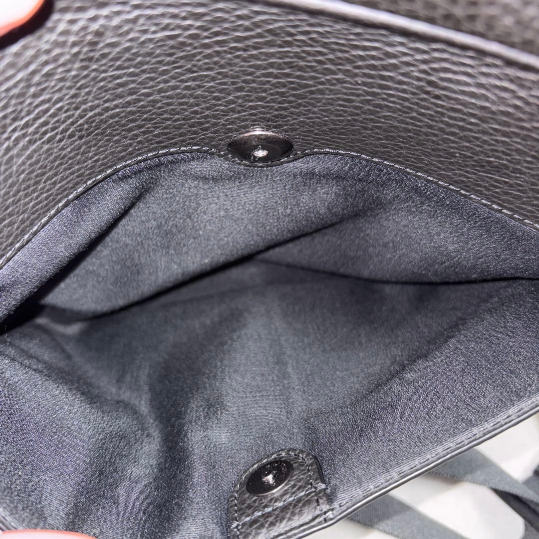 COACH メンズ　ショルダーバッグ　※タグ無し