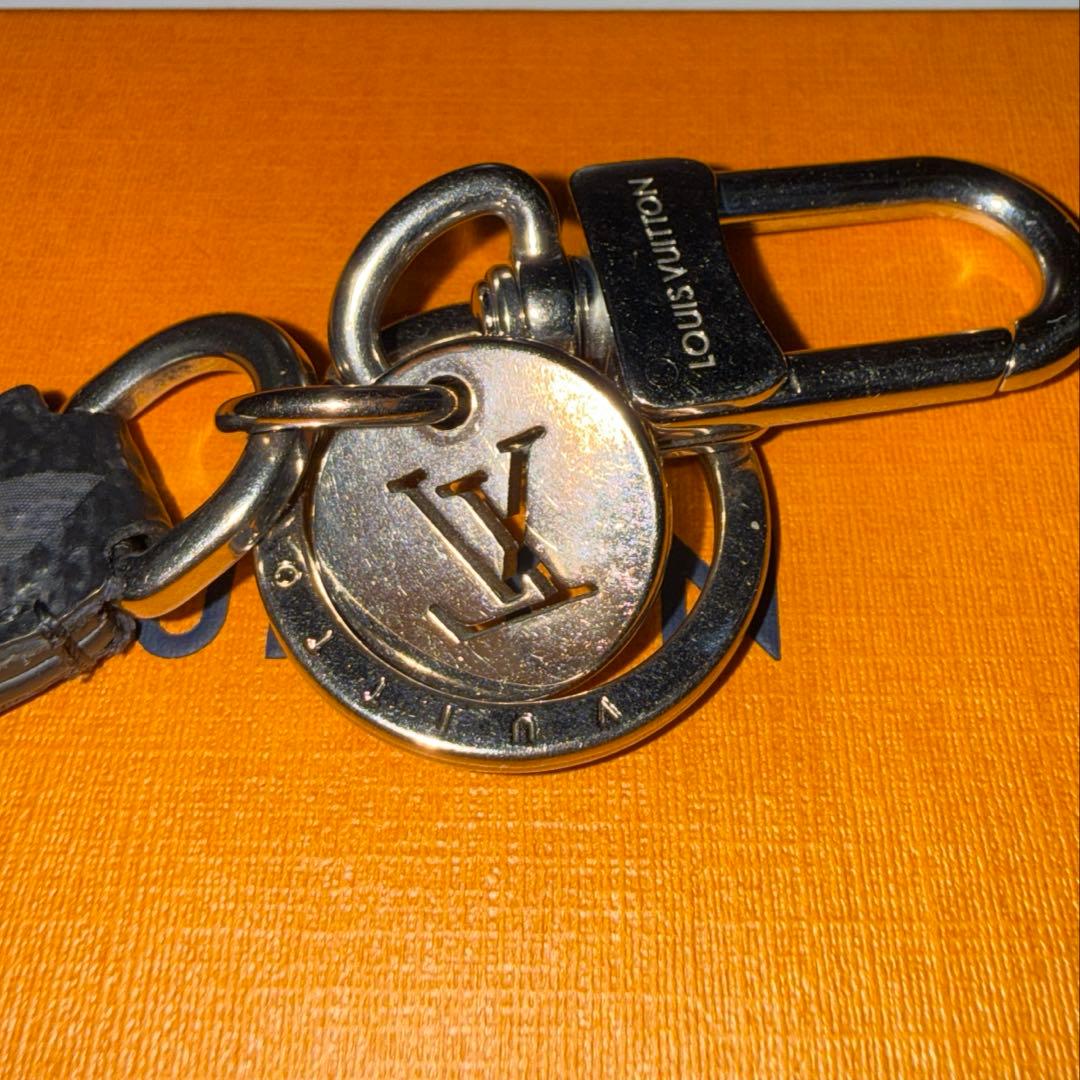 期間限定！LOUISVUITTON キーホルダー・ドラゴンヌ　M82379