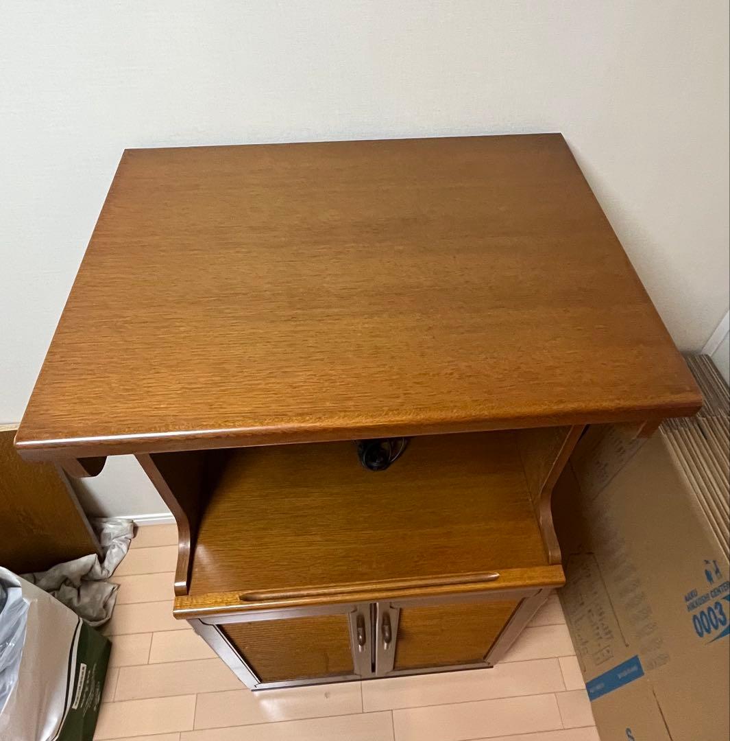 17日まで❗️キッチンラック・キッチンボード★電子レンジ台•炊飯器台・コンセント付