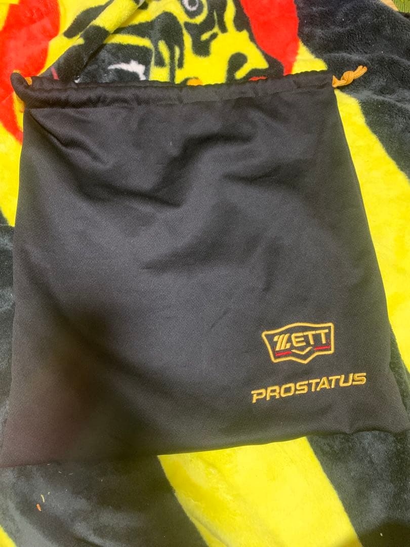 ゼットプロステイタスオーダー軟式内野手用グローブ(源田モデル)