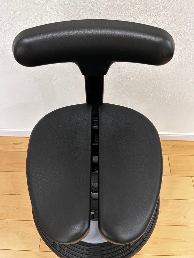 アーユルチェアー　ルナ