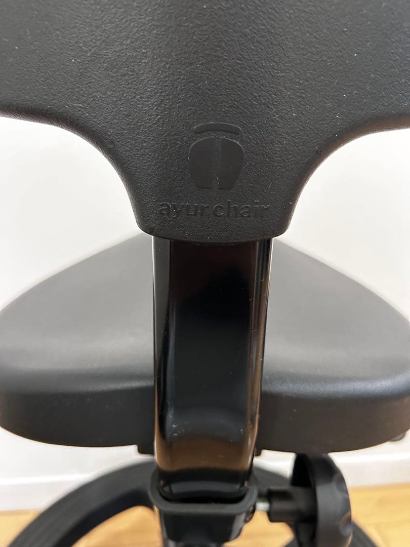 アーユルチェアー　ルナ