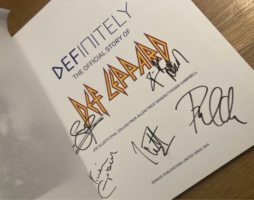 【直筆サイン本‼︎】DEFINITELY デフレパード DEF LEPPARD