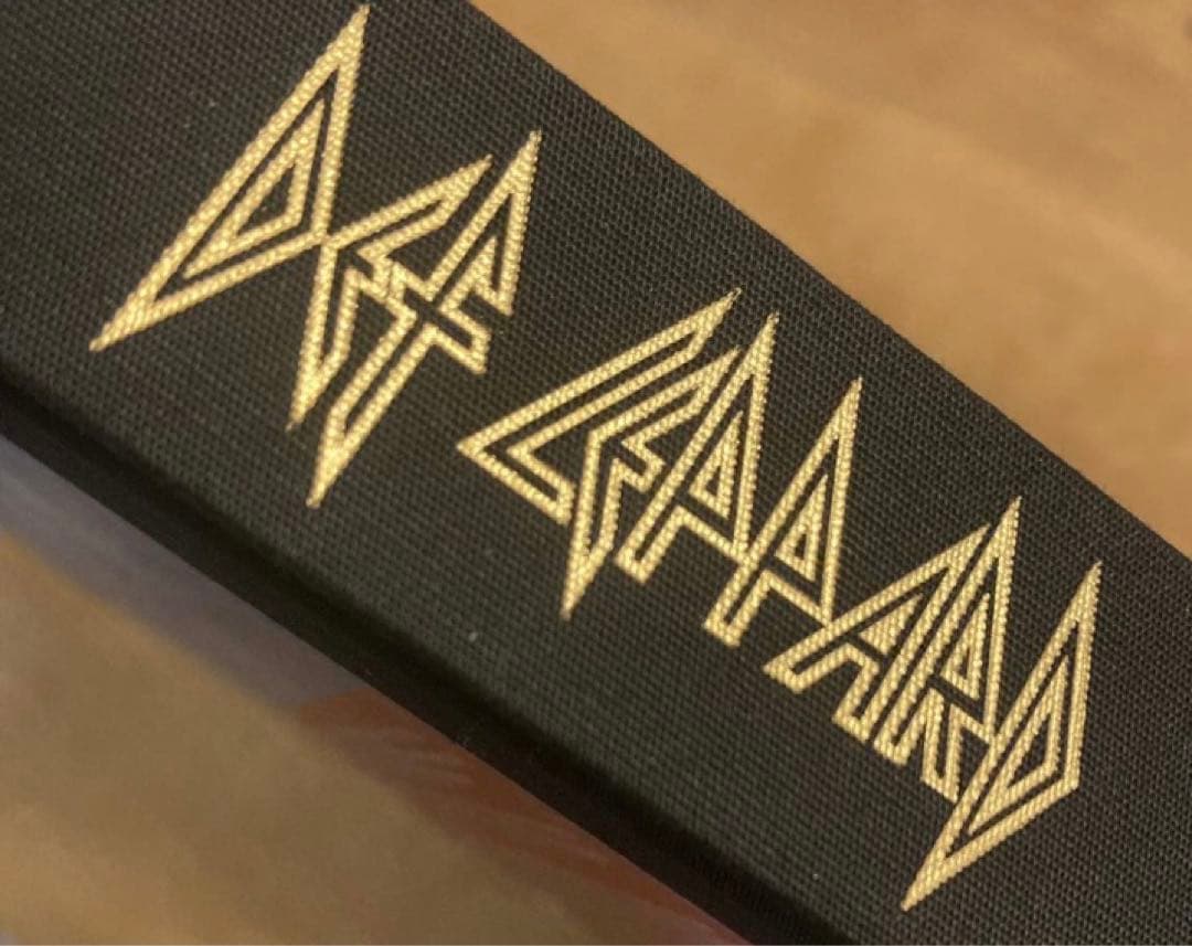 【直筆サイン本‼︎】DEFINITELY デフレパード DEF LEPPARD
