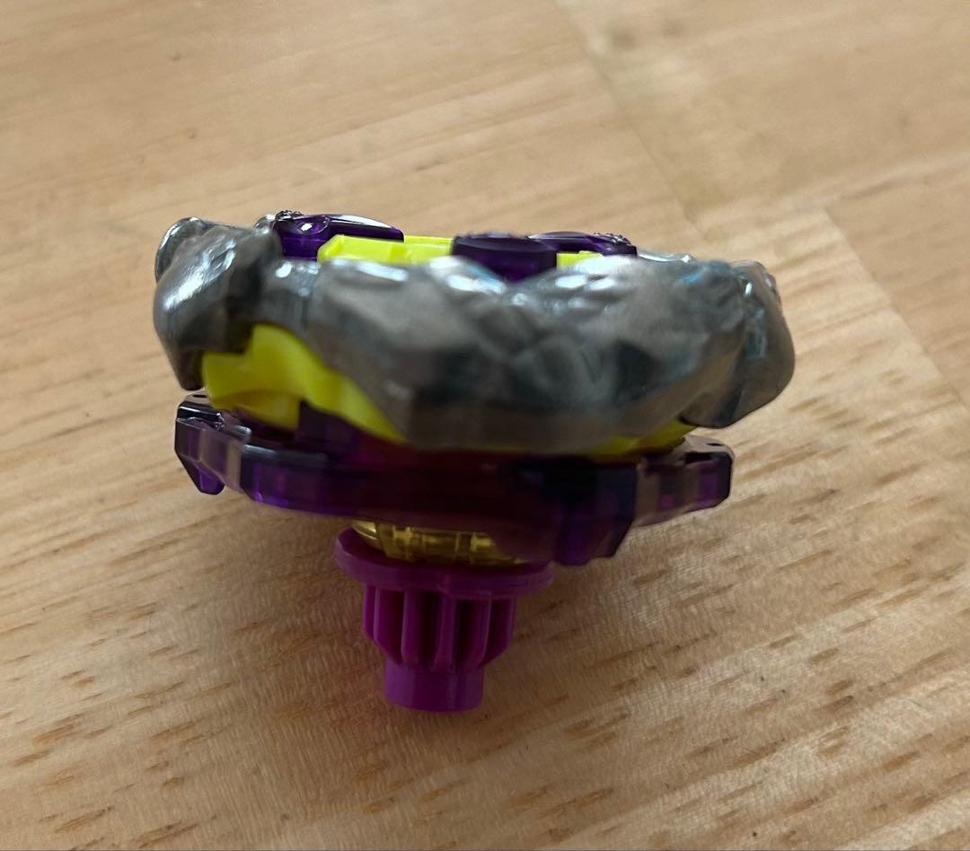 BEYBLADE X オロチクラスタ 6-60 LF ベイコード付属