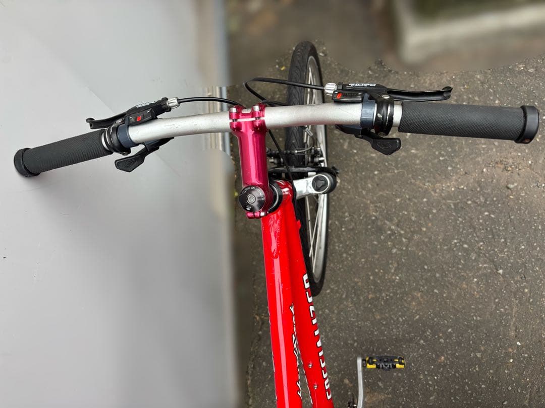 Specialized hard rock 20年くらい前のもの？