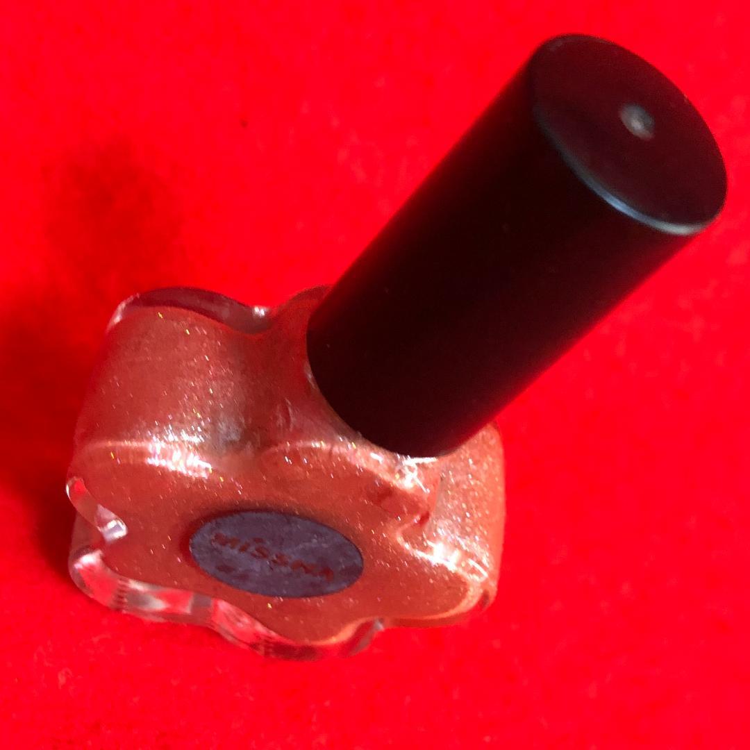 ★ご希望の際800円に変更：ネイル2点／ミシャPK116とKOSEクイック403