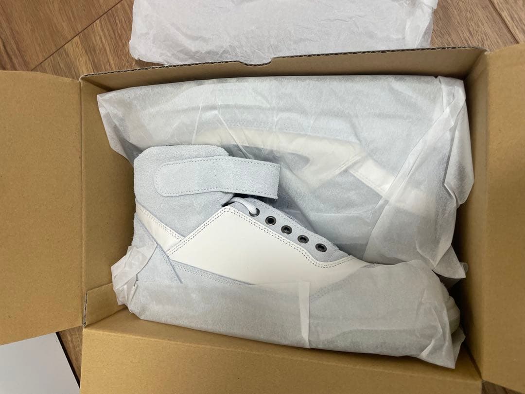 青木安全靴 ホワイトハイカット安全靴　革手袋付き