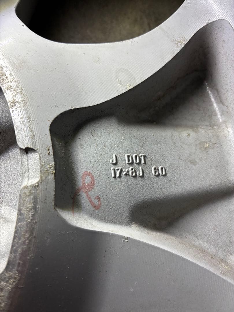 ランクル100 トヨタ純正　タイヤホイールセット 17インチ　ダンロップ