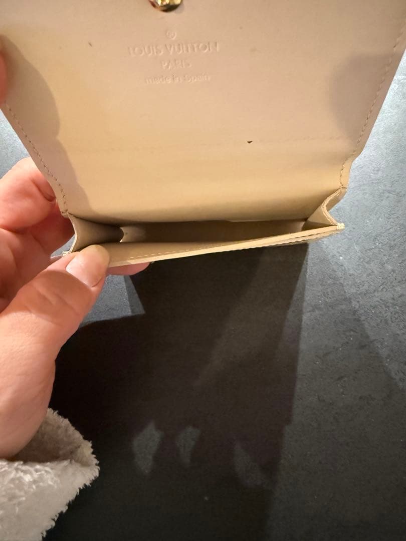 ルイヴィトン　ヴェルニ　名刺入れ